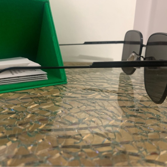 BRAND NEW BALENCIAGA SUNGLASSES - Picture 5 of 8